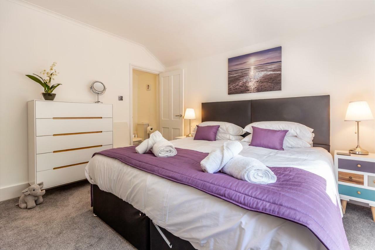 Host & Stay - Farningham Residence Caterham Exteriör bild